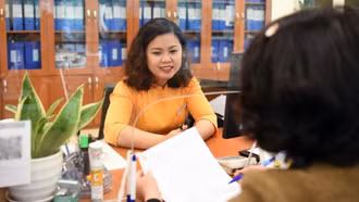 Thủ tướng yêu cầu cải cách tiền lương, đa dạng chính sách đãi ngộ với công chức