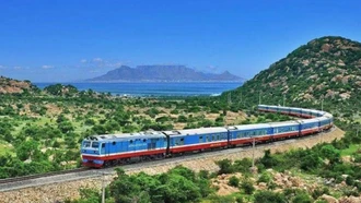 Thêm nhiều chuyến tàu phục vụ Tết Nguyên đán Bính Ngọ