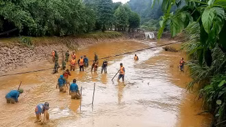 Xã Bảo Thắng: Vỡ ao cá làm 1 người chết, 1 người mất tích và 2 người bị thương