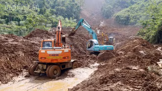 Để lưu thông an toàn sau mưa lũ