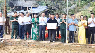 53 tỷ đồng hỗ trợ trong 1 ngày để xóa nhà tạm, nhà dột nát