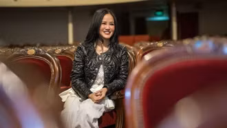 Hồng Nhung gửi thông điệp yêu thương qua âm nhạc sau quá trình điều trị ung thư