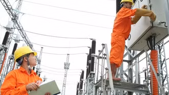 EVN lên tiếng về phản ánh hóa đơn tiền điện tháng 8 tăng cao