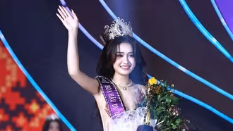 Người đẹp Hà Nội đăng quang Hoa hậu Du lịch Dân tộc Việt Nam 2025