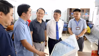 Thành lập 2 tổ công tác hỗ trợ thực hiện thủ tục hành chính về đất đai