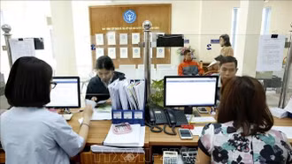 Hướng dẫn trình tự, thủ tục hưởng trợ cấp ốm đau khi tham gia BHXH