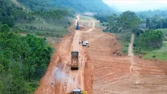 Thủ tướng yêu cầu đẩy nhanh tiến độ giải ngân vốn đầu tư công cuối năm