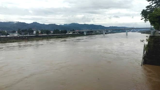 Cảnh báo lũ trên sông Hồng tại trạm Lào Cai