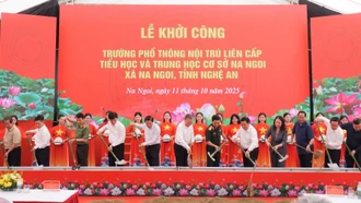 Đồng loạt khởi công trường nội trú liên cấp ở biên giới: Lời hứa tiến độ trước Nhân dân