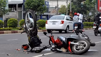 Quy định mới từ 15/12/2025: Tổ chức, cá nhân cứu giúp nạn nhân bị tai nạn giao thông được hỗ trợ tiền