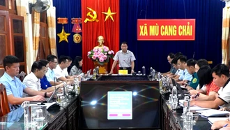 Toàn cảnh buổi làm việc.