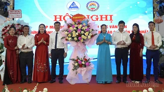 Hiệp hội doanh nghiệp khu vực Văn Yên kỷ niệm Ngày Doanh nhân Việt Nam 13/10