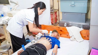 Sở Y tế tỉnh Lào Cai phối hợp tổ chức các hoạt động an sinh tại xã Tả Củ Tỷ