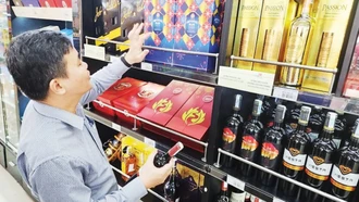 Áp thuế tiêu thụ đặc biệt: Thuốc lá thêm 2.000 đồng/bao, xì gà 20.000 đồng/điếu, bia lên 65%