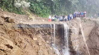 Chi tiết 118 xã, phường có nguy cơ xảy ra lũ quét, sạt lở đất trong 6 giờ tới