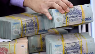 Không xóa bỏ, cắt giảm chế độ tiền lương khi người lao động làm thêm giờ