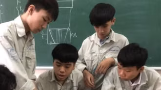 Chuyển dịch cơ cấu lao động: Học nghề lên ngôi