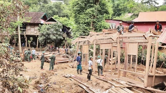 Công điện Thủ tướng phát động 'Chiến dịch Quang Trung' thần tốc xây dựng lại, sửa chữa nhà bị thiệt hại do thiên tai miền Trung