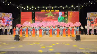 Tưng bừng chương trình nghệ thuật chào năm mới 2026