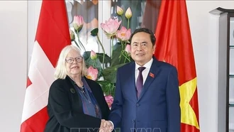 Chủ tịch Quốc hội Trần Thanh Mẫn tiếp Chủ tịch Hội Hữu nghị Thụy Sĩ - Việt Nam