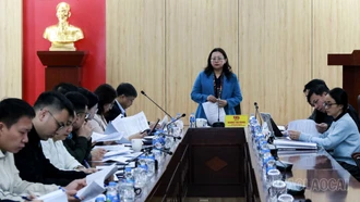 Phó Bí thư Tỉnh ủy, Chủ tịch Ủy ban MTTQ Việt Nam tỉnh Giàng Thị Dung kiểm tra công tác chuẩn bị bầu cử tại các xã Bát Xát, Bản Xèo