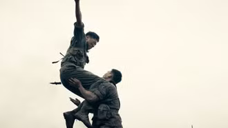 'Mưa đỏ' ngưng chiếu rạp từ ngày 29/9