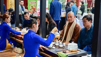 Liên hoan Trà quốc tế lần đầu tiên được tổ chức tại Huế