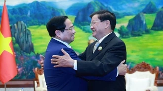 Thủ tướng: 'Gắn kết chiến lược' là nhu cầu khách quan, ưu tiên chiến lược trong phát triển quan hệ Việt - Lào