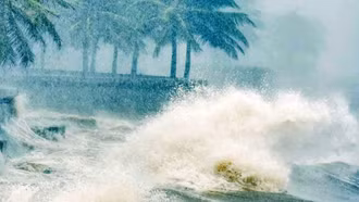 Miền Bắc sắp có đợt mưa lớn xối xả, Biển Đông khả năng đón 2 cơn bão liên tiếp