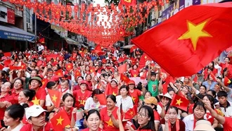 Bảo đảm tặng quà cho người dân kịp thời, đúng đối tượng, không trùng lặp