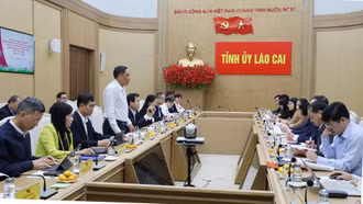 Đoàn khảo sát Ban Chỉ đạo Trung ương làm việc với Tỉnh ủy Lào Cai về công tác nắm tình hình Nhân dân và lấy ý kiến góp ý vào dự thảo các Văn kiện trình Đại hội XIV của Đảng