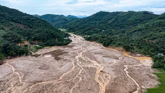 Công điện của UBND tỉnh Lào Cai yêu cầu tập trung ứng phó bão số 10 và mưa lũ, sạt lở đất, lũ ống, lũ quét