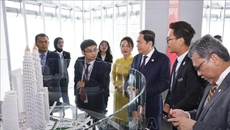 Chủ tịch Quốc hội thăm, làm việc với lãnh đạo Tập đoàn Dầu khí Quốc gia Malaysia