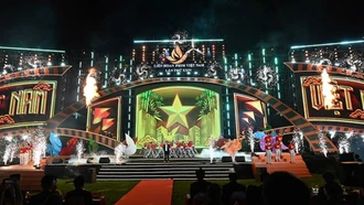 Lễ khai mạc Liên hoan phim Việt Nam lần thứ 24 mang đến nhiều cảm xúc