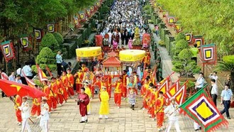 Tiêu chí xây dựng các chuẩn mực, giá trị văn hóa sống xanh gắn với các giá trị văn hóa truyền thống