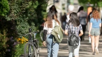 Canada tiếp tục siết chặt cấp phép cho du học sinh quốc tế