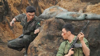 Doanh thu gần 552 tỷ đồng, "Mưa đỏ" chính thức trở thành phim ăn khách nhất mọi thời đại rạp chiếu Việt Nam
