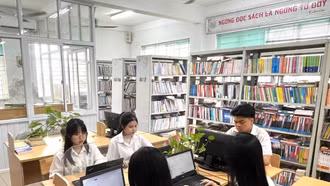 Thống nhất sách giáo khoa theo Nghị quyết số 71-NQ/TƯ: Giảm gánh nặng, học thuận lợi