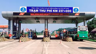 Đề nghị miễn phí đường bộ cho các phương tiện vận chuyển hàng cứu trợ