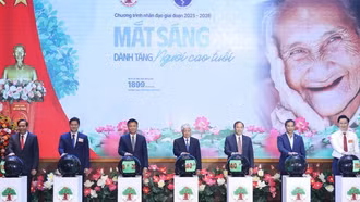 Phát động Tháng hành động vì người cao tuổi và chương trình "Mắt sáng cho người cao tuổi"