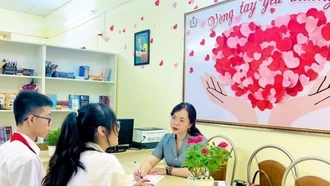 Bảo đảm thực hiện kịp thời khi người học gặp khó khăn, có nhu cầu cần tư vấn, hỗ trợ