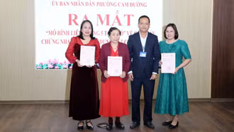 Phường Cam Đường ra mắt “mô hình liên thông 5 tại chỗ” cấp giấy chứng nhận quyền sử dụng đất