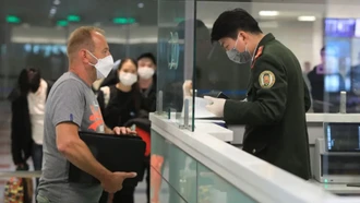 E-visa tại 41 cửa khẩu: Bước tiến lớn sang 'cửa ngõ mở' cho du lịch và đầu tư