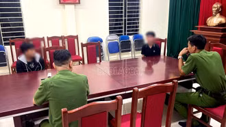 Công an xã Xuân Quang ngăn chặn kịp thời 2 học sinh bị dụ dỗ đi lao động trái phép