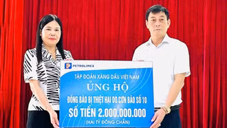 Petrolimex ủng hộ 2 tỷ đồng giúp đồng bào Lào Cai khắc phục thiệt hại do bão số 10