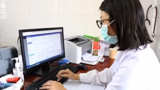 Bộ Y tế: Từ ngày 1/10, tất cả các bệnh viện bắt buộc kê đơn thuốc điện tử