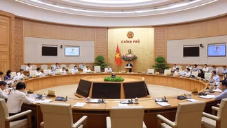 Tập trung xây dựng, hoàn thiện thể chế, pháp luật bảo đảm chất lượng, kịp thời, hiệu quả