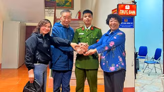 Sa Pa liên tiếp tìm thấy du khách bị lạc và trao trả tài sản cho du khách nước ngoài