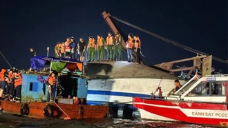 Thông tin mới nhất vụ lật tàu du lịch Vịnh Hạ Long