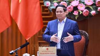 Thủ tướng: Khẩn trương trình Bộ Chính trị đề án đầu tư trục đại lộ cảnh quan sông Hồng